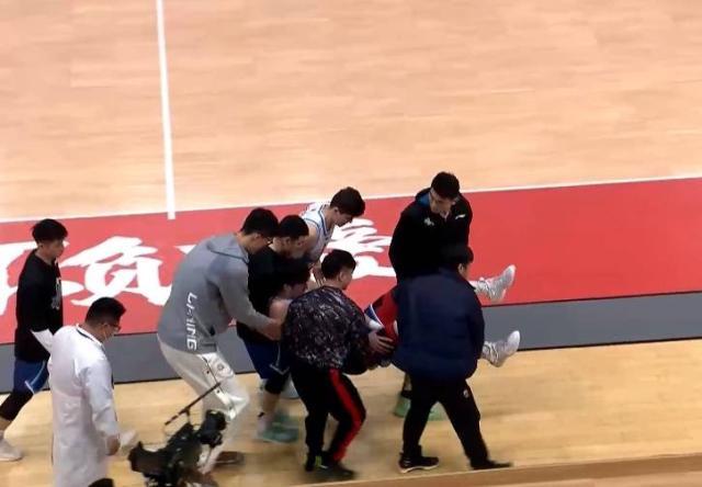 开云APP-【早报】双红会闷平!梅西巴萨生涯首次染红!